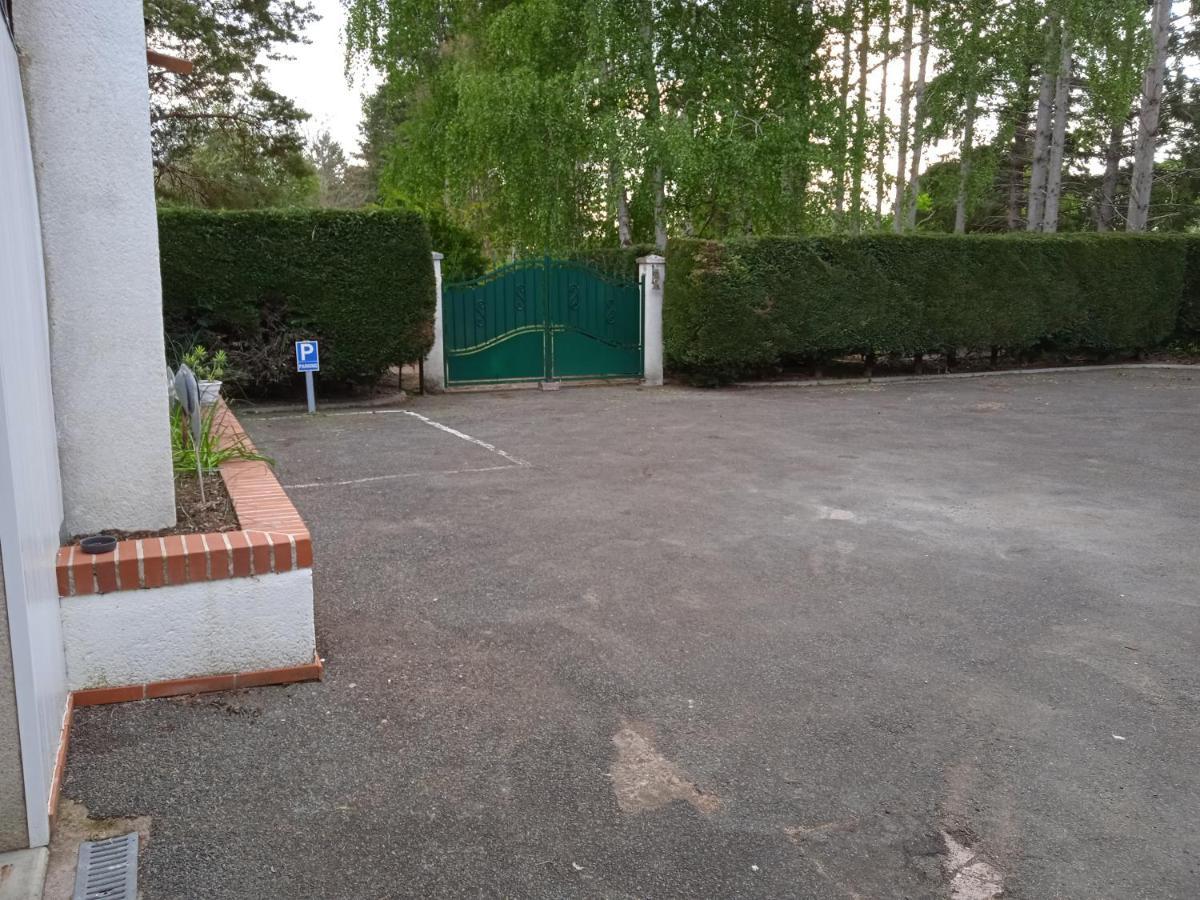 Agréable maison entre Zoo et Châteaux Le Controis-en-Sologne Exterior foto
